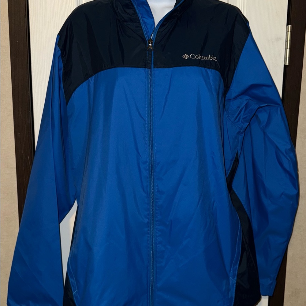 Columbia Men's Blue Rain Jacket